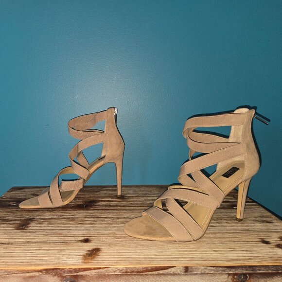 G.I.L.I. Heels - Size 8 - Tan - Picture 1 of 5